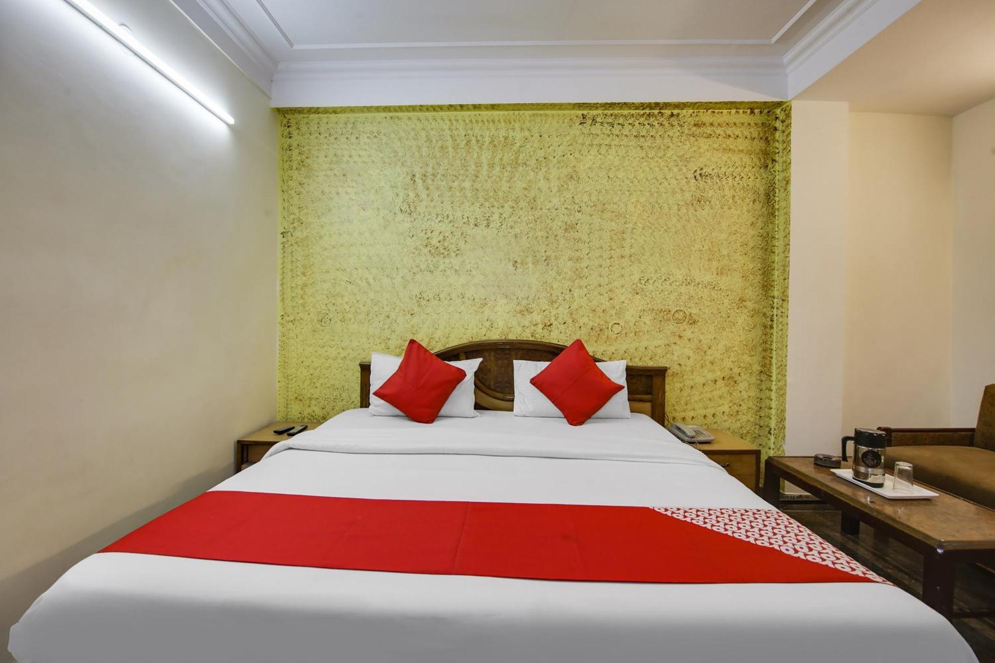 Hotel O Sunshine Palace 델리 외부 사진
