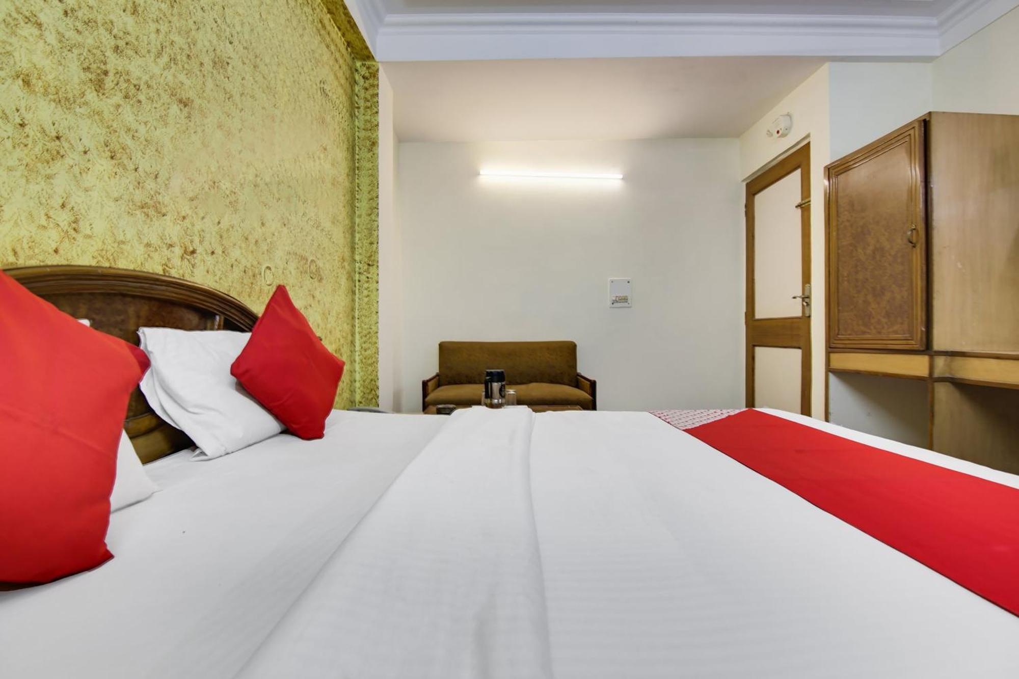 Hotel O Sunshine Palace 델리 외부 사진